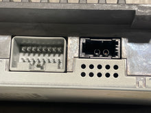 Load image into Gallery viewer, RADIO C30 C70 S40 V40 V50 V70 XC70 07 08 09 10 AM FM CD - NW211919
