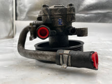 Load image into Gallery viewer, Power Steering Pump Kia Sorento 2011 - NW163598
