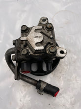 Load image into Gallery viewer, Power Steering Pump Kia Sorento 2011 - NW163598

