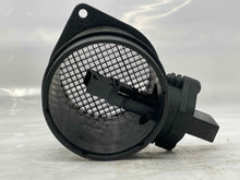 Load image into Gallery viewer, Mass Air Flow Sensor Meter MAF A3 TT EOS Golf Golf GTI Passat 02-10 - NW212240
