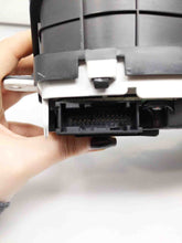 Load image into Gallery viewer, Speedometer Cluster Cadillac STS 2008 - NW158600
