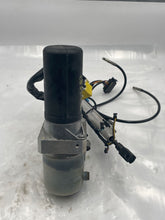 Load image into Gallery viewer, Convertible Top Motor Chrysler Crossfire 2005 - NW213400
