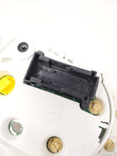 Load image into Gallery viewer, Speedometer Cluster Chrysler Crossfire 2008 - NW213604
