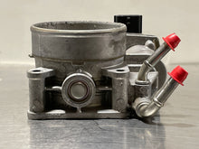 Load image into Gallery viewer, THROTTLE BODY QX60 Altima Murano Murano Cross Cabriolet Pathfinder 15-16 - NW214145
