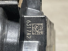 Load image into Gallery viewer, THROTTLE BODY QX60 Altima Murano Murano Cross Cabriolet Pathfinder 15-16 - NW214145
