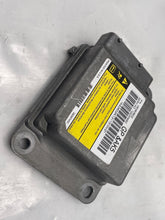 Load image into Gallery viewer, AIR BAG CONTROL MODULE COMPUTER Pontiac Grand Prix 2004 04 - NW213902
