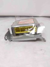 Load image into Gallery viewer, AIR BAG COMPUTER Subaru Forester 2004 04 2005 05 - NW37639
