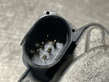 Load image into Gallery viewer, THROTTLE BODY Audi TT Beetle Jetta Tiguan 2008 08 2009 09 2010 10 2011 11 12 - NW215237
