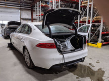 Load image into Gallery viewer, CARRIER ASSEMBLY Jaguar XF XFR 2016 16 2017 17 - NW214916

