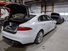 Load image into Gallery viewer, CARRIER ASSEMBLY Jaguar XF XFR 2016 16 2017 17 - NW214916
