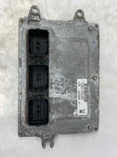 Load image into Gallery viewer, ECU ECM COMPUTER Honda CR-V 2012 12 2013 13 2014 14 - NW214947
