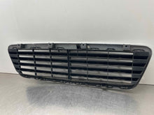 Load image into Gallery viewer, GRILL CLK320 CLK430 CLK55 1998 98 1999 99 00 01 02 03 - NW98574
