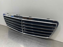 Load image into Gallery viewer, GRILL CLK320 CLK430 CLK55 1998 98 1999 99 00 01 02 03 - NW98574
