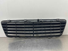 Load image into Gallery viewer, GRILL CLK320 CLK430 CLK55 1998 98 1999 99 00 01 02 03 - NW98574
