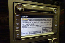 Load image into Gallery viewer, Radio Lincoln Navigator 2008 - NW135415
