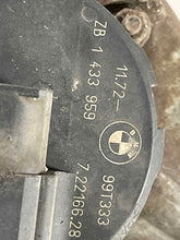 Load image into Gallery viewer, AIR INJECTION PUMP SMOG BMW 525i 528i 530i 1997 97 98 99 00 01 02 03 - NW8052
