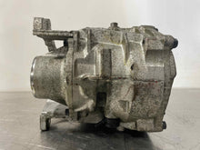 Load image into Gallery viewer, TRANSFER CASE Land Rover Evoque 14 15 16 17 18 19 - NW217757
