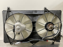 Load image into Gallery viewer, RADIATOR FAN ASSEMBLY Camry Solara 02 03 04 05 06 07 - NW218428

