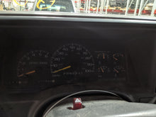 Load image into Gallery viewer, [INVENTORYCAR_YEAR_MAKE_MODEL] TRANSFER CASE - NW246047
