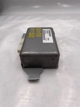 Load image into Gallery viewer, TRANSFER CASE CONTROL MODULE COMPUTER 1500 Pickup 2500 97-00 - NW233047
