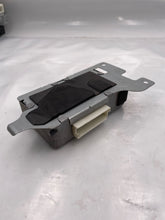 Load image into Gallery viewer, TRANSFER CASE CONTROL MODULE COMPUTER 1500 Pickup 2500 97-00 - NW233047

