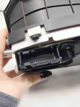 Load image into Gallery viewer, Speedometer Cluster Cadillac STS 2005 - NW158604
