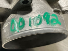 Load image into Gallery viewer, Throttle Body Toyota Tundra 2012 - NW246499
