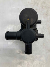Load image into Gallery viewer, AIR INJECTION PUMP SMOG S80 XC90 07 08 09 10 11 12 13 14 - NW223942
