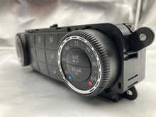 Load image into Gallery viewer, FRONT TEMPERATURE CONTROLS Gl350 Gl450 Gl550 ML320 ML350 10-13 - NW261344
