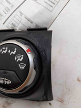 Load image into Gallery viewer, AC HEATER TEMP CONTROL Honda CRV 2002 02 2003 03 04 05 06 - NW261233
