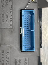 Load image into Gallery viewer, AC HEATER TEMP CONTROL Honda CRV 2002 02 2003 03 04 05 06 - NW261233
