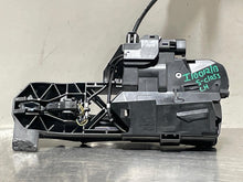 Load image into Gallery viewer, [INVENTORYCAR_YEAR_MAKE_MODEL] Exterior Door Handle - NW226208
