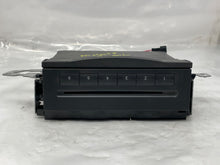 Load image into Gallery viewer, REMOTE CD CHANGER E350 E550 B200 CLS500 CLS55 CLS550 CLS63 E280 03-13 - NW138940
