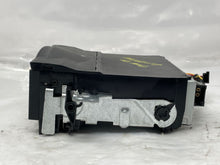 Load image into Gallery viewer, REMOTE CD CHANGER E350 E550 B200 CLS500 CLS55 CLS550 CLS63 E280 03-13 - NW138940
