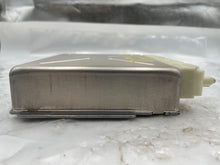 Load image into Gallery viewer, TRANSMISSION COMPUTER Volvo S60 V70 XC90 05 06 07 - NW39353
