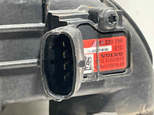 Load image into Gallery viewer, INTERCOOLER C30 V70 S40 04 05 06 07 08 09 - NW106464
