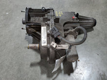 Load image into Gallery viewer, [INVENTORYCAR_YEAR_MAKE_MODEL] TRANSFER CASE - NW246023
