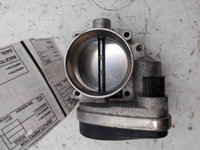 Load image into Gallery viewer, THROTTLE BODY BMW 325i 2002 02 2003 03 2004 04 05 06 - NW246338
