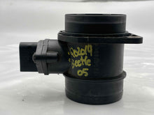 Load image into Gallery viewer, Mass Air Flow Sensor Meter MAF Q7 Beetle Golf Golf Cabriolet 00-11 - NW222766
