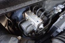 Load image into Gallery viewer, ABS ANTI-LOCK BRAKE PUMP Subaru Forester 2014 14 2015 15 - NW2459
