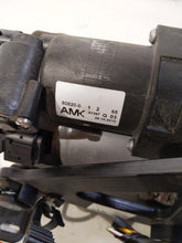 Load image into Gallery viewer, SUSPENSION AIR COMPRESSOR PUMP Vanden Pl XJ XJL XJR 2010-2014 - NW223956

