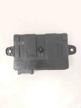 Load image into Gallery viewer, KEYLESS ENTRY CONTROL MODULE COMPUTER Vanden Pl XJ XJL XJR 2010-2014 - NW235530

