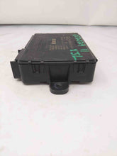 Load image into Gallery viewer, KEYLESS ENTRY CONTROL MODULE COMPUTER Vanden Pl XJ XJL XJR 2010-2014 - NW235530
