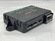 Load image into Gallery viewer, KEYLESS ENTRY CONTROL MODULE COMPUTER Vanden Pl XJ XJL XJR 2010-2014 - NW235530

