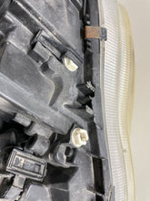 Load image into Gallery viewer, HEADLIGHT LAMP ASSEMBLY S350 S430 S500 S55 S600 S65 SL500 03-06 Left - NW219700
