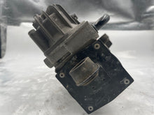 Load image into Gallery viewer, AIR RIDE COMPRESSOR E350 E550 CLS500 CLS55 CLS550 CLS63 E280 00-11 - NW223979
