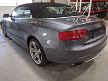Load image into Gallery viewer, CARRIER ASSEMBLY Audi S5 S4 2008 08 2009 09 2010 10 2011 11 2012 12 Rear - NW240705
