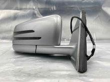Load image into Gallery viewer, [INVENTORYCAR_YEAR_MAKE_MODEL] SIDE VIEW DOOR MIRROR Right - NW243437
