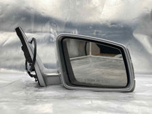 Load image into Gallery viewer, [INVENTORYCAR_YEAR_MAKE_MODEL] SIDE VIEW DOOR MIRROR Right - NW243437
