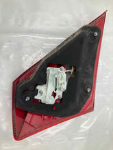 Load image into Gallery viewer, [INVENTORYCAR_YEAR_MAKE_MODEL] TAIL LIGHT LAMP ASSEMBLY Right - NW523450
